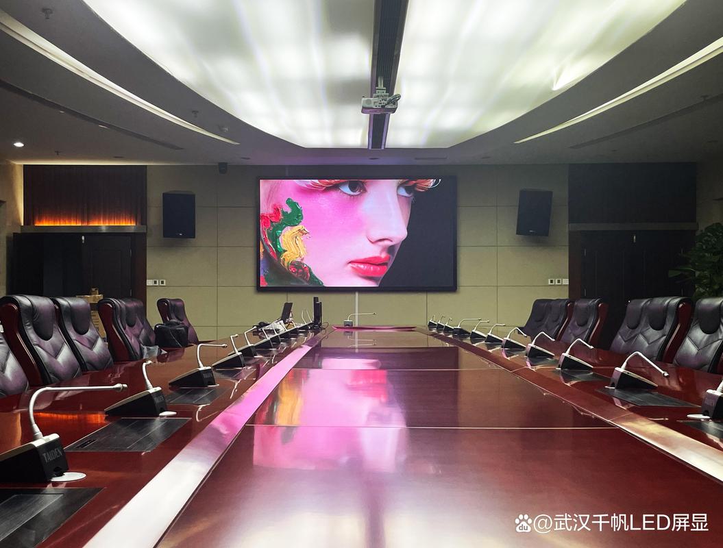 武漢LED大屏工程商怎么選？五個(gè)判斷步驟，找到靠譜的洲明服務(wù)商